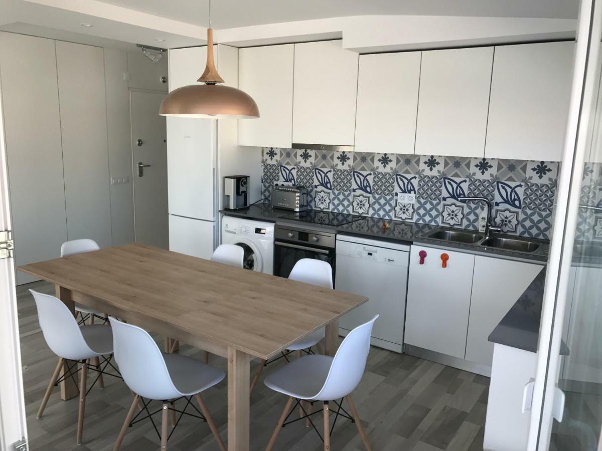 Blue Bay Beach Apartment เซซิมบรา ภายนอก รูปภาพ